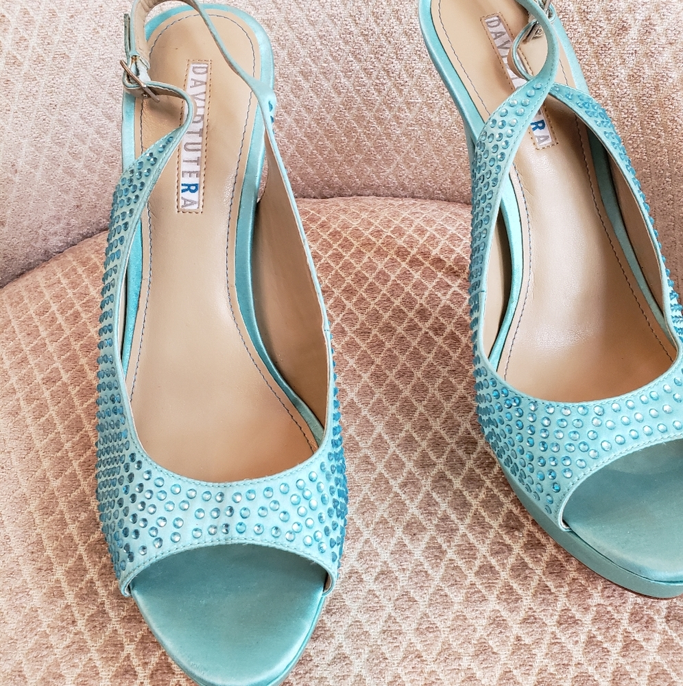 Shoes - Picture 2 of 5
